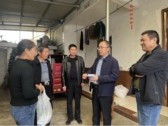 市司法局到帮扶村开展党建联建及走访活动